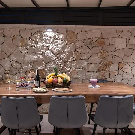 Artemis Lithakia (Zakynthos)